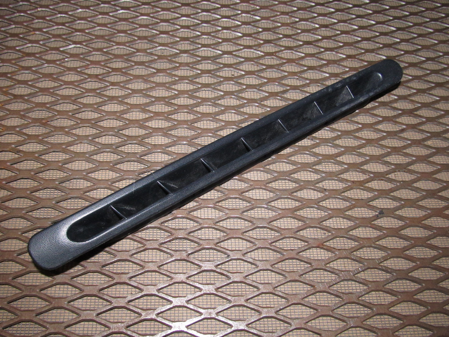 94 95 96 97 Mitsubishi 3000GT OEM Front Door Panel Window Defroster Vent - Left