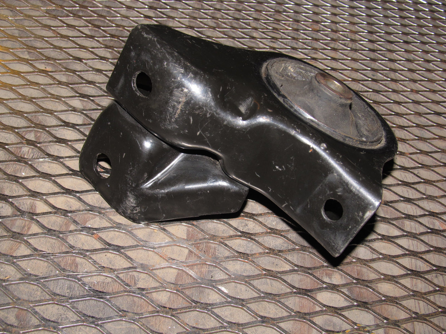 88 89 90 91 Honda CRX DX 1.5L Rear Engine M/T Transmission Mount
