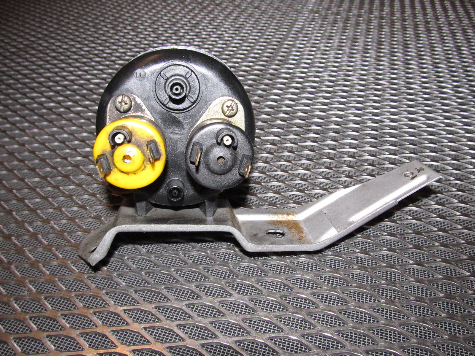81 82 83 Datsun 280zx OEM L28E Vacuum Tank – Autopartone