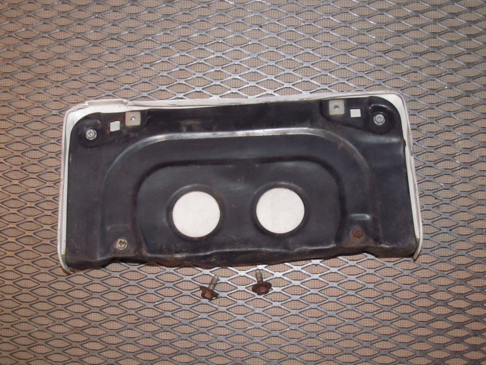 87 88 89 Nissan 300zx Front License Plate Holder Bracket – Autopartone