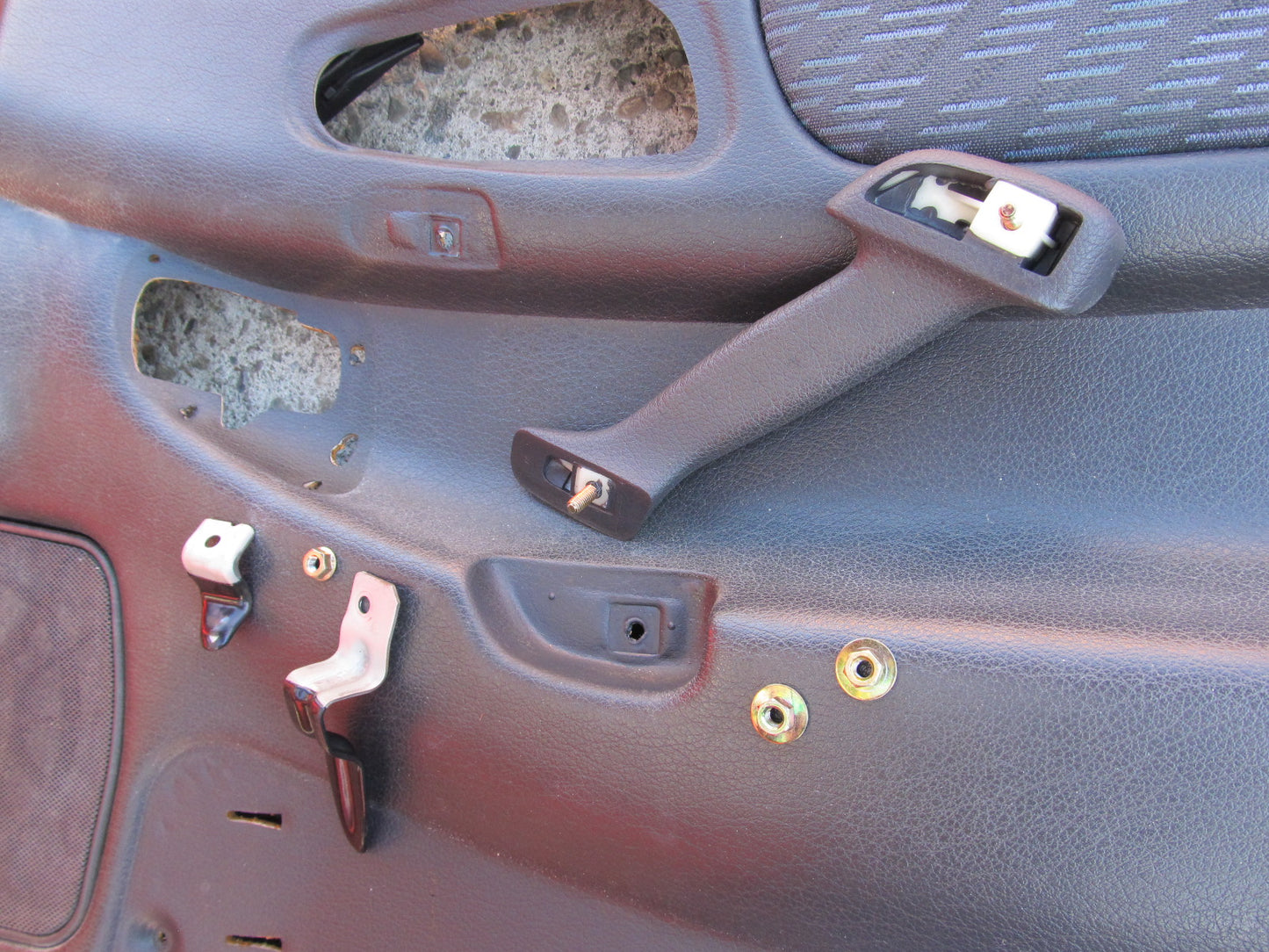 94 95 96 97 Mitsubishi 3000GT OEM Front Interior Door Panel Pull Handle - Right