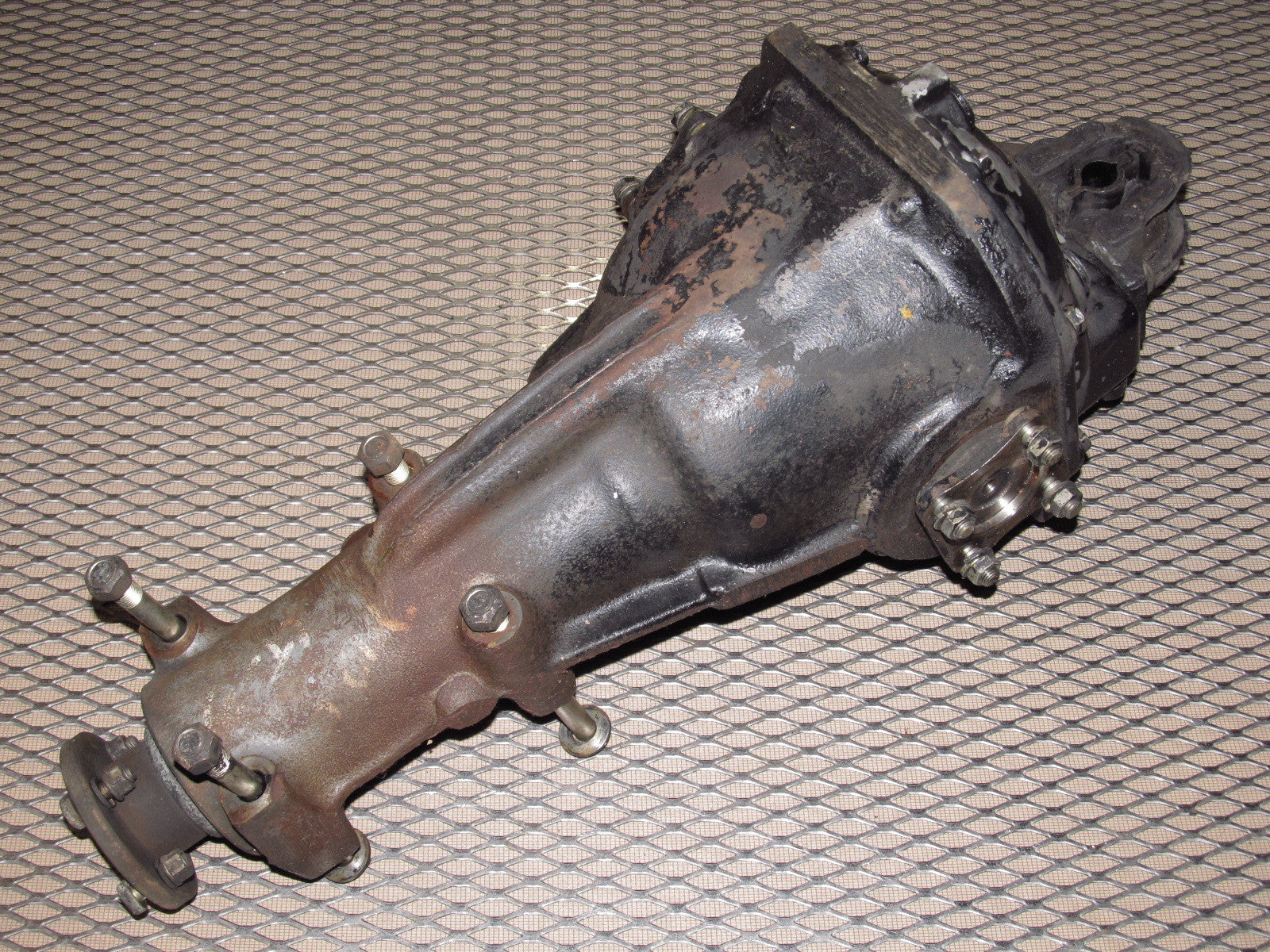 79 Datsun 280zx OEM Differential - R200 2+0 M/T 3.7