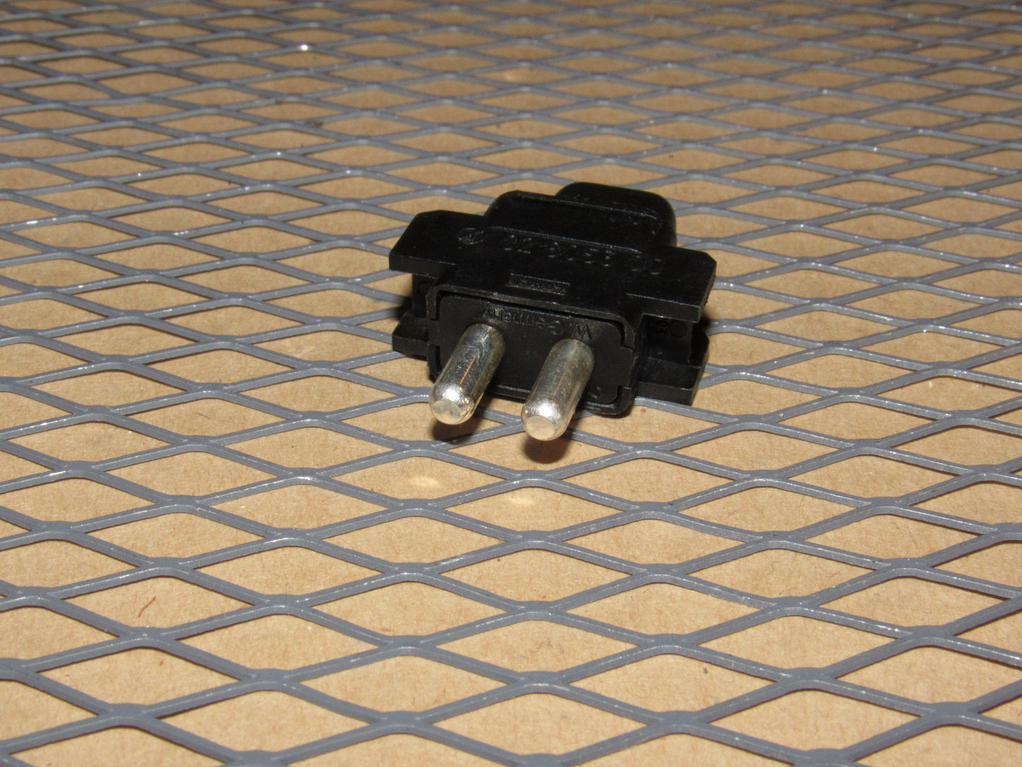 94 95 Mercedes E320 OEM Window Lock Out Switch