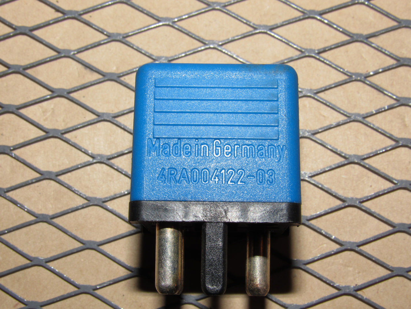 Mercedes Benz Relay 0015429919
