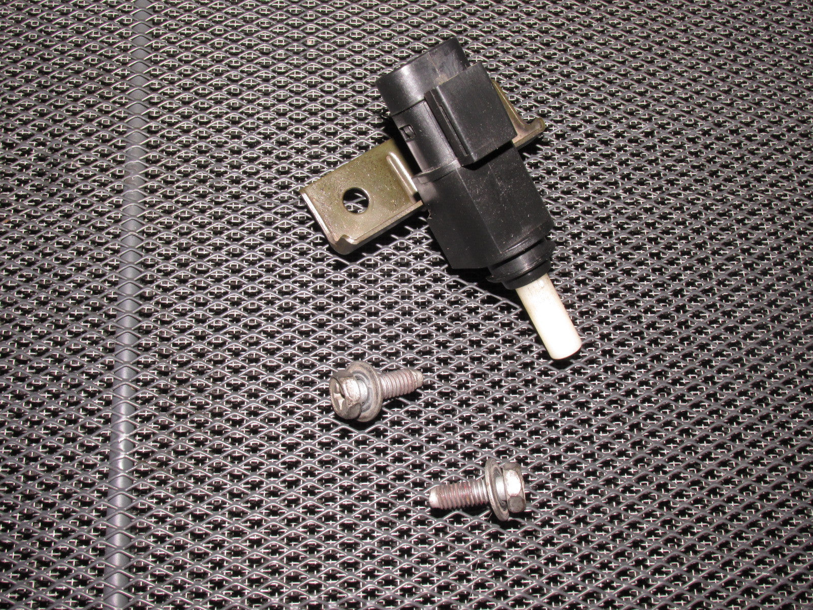 90 91 92 93 94 95 96 Nissan 300zx OEM Hood Anti Theft Switch