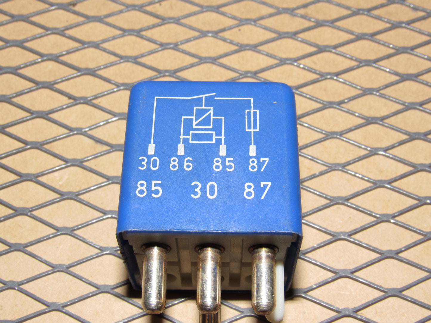 Mercedes Benz Relay 002 542 01 19