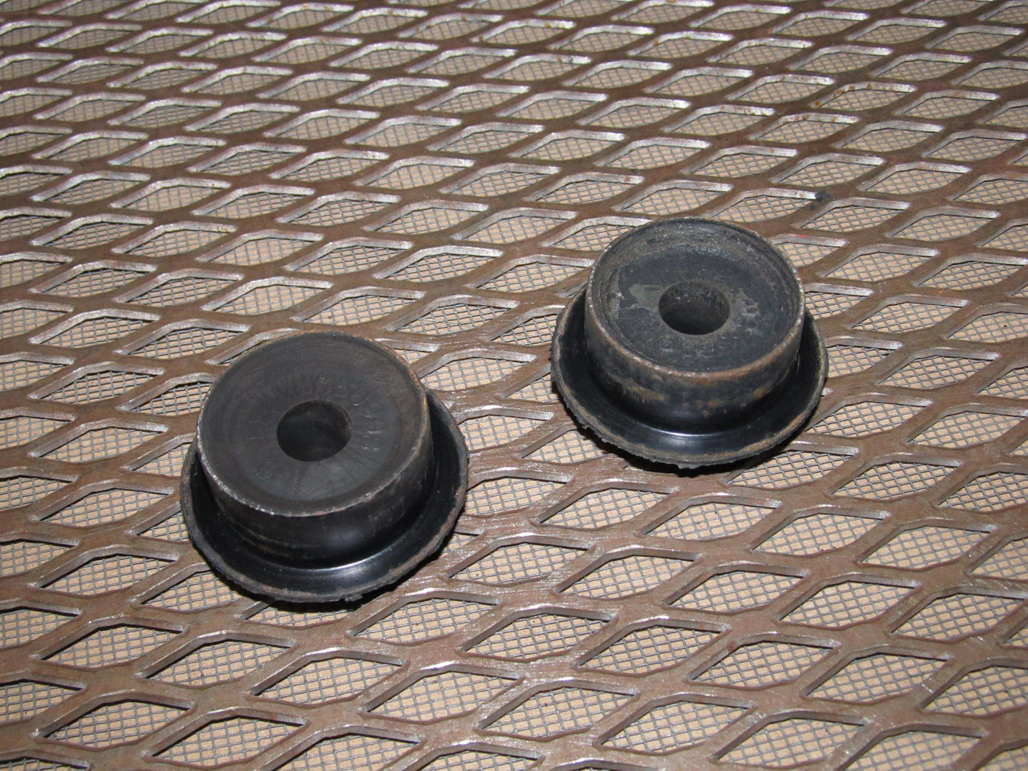 94 95 96 97 Mitsubishi 3000GT OEM Lower Radiator Mount Bushing Set