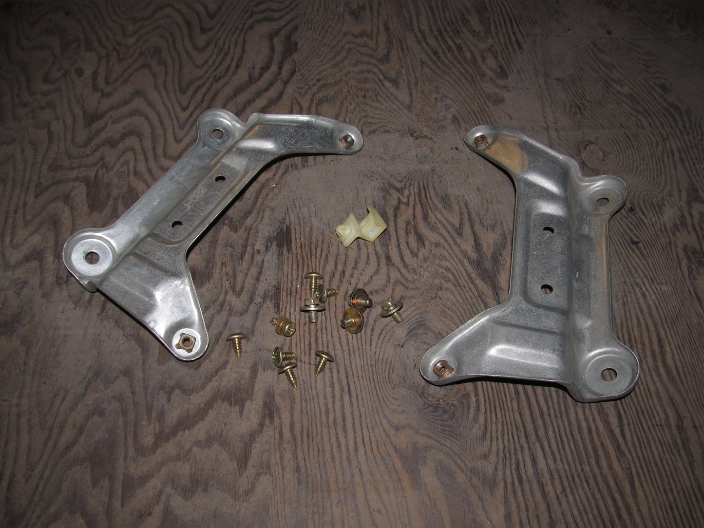 92 93 94 95 96 Honda Prelude Dash Board Side Mounting Bracket