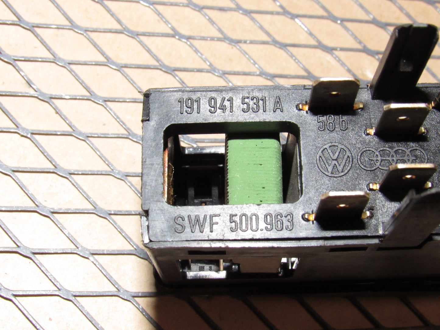 85 86 Volkswagen Golf OEM Headlight & Dash illumination Dimmer Light Switch