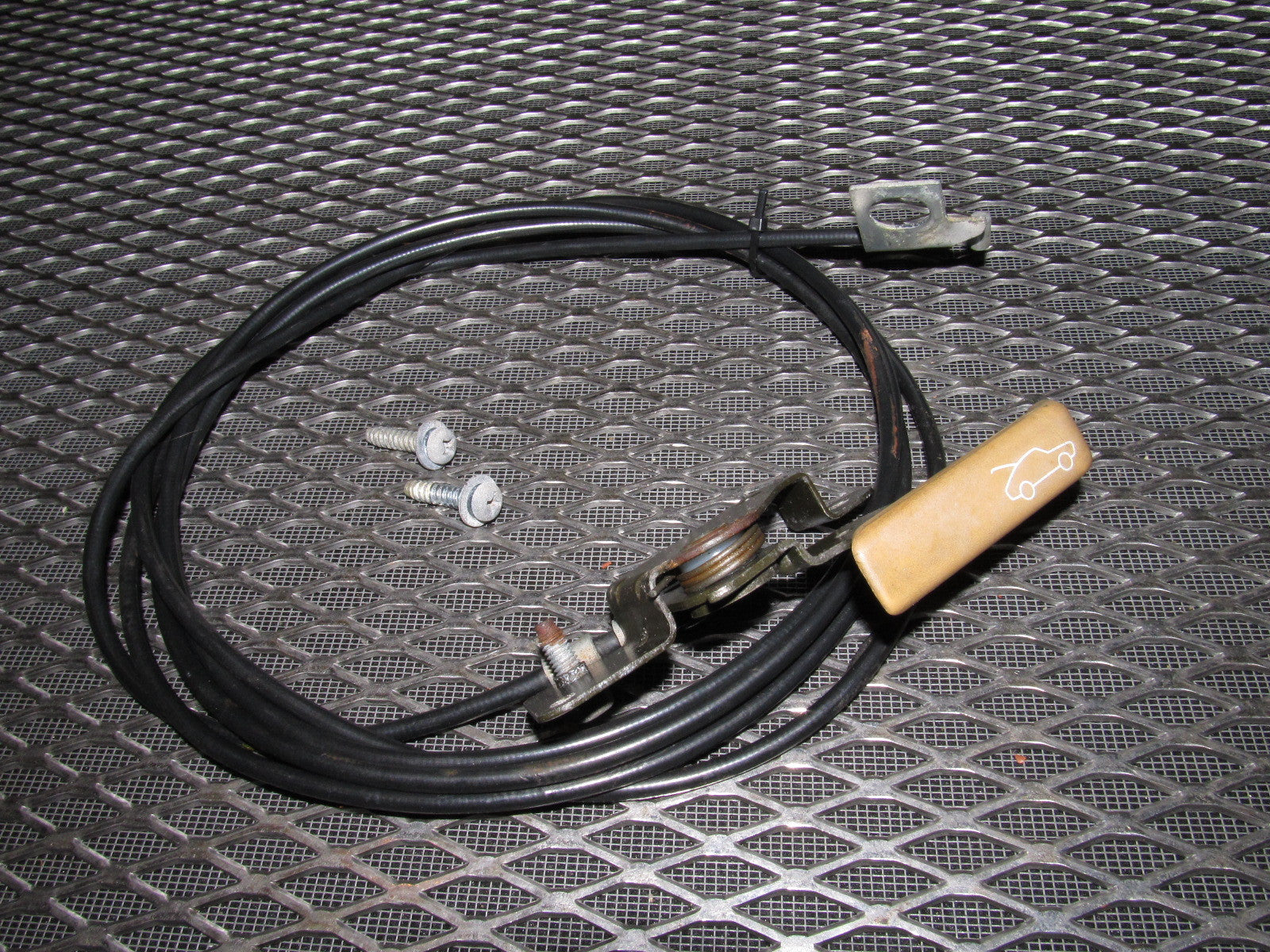 81 82 83 Datsun 280zx OEM 2+0 Hatch Trunk Release Cable – Autopartone