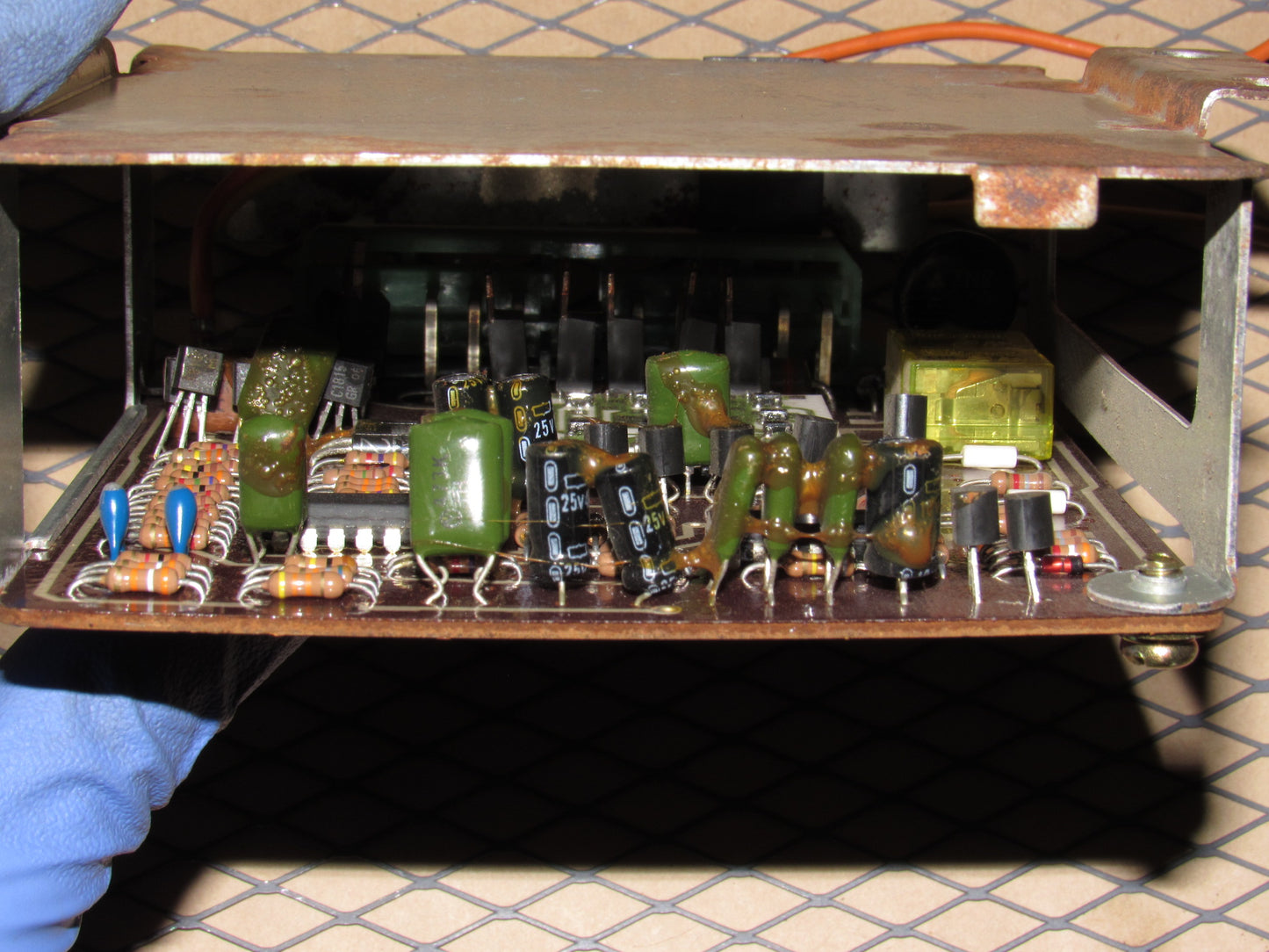 81 82 83 Mazda RX7 OEM A/T TCU Automatic Transmission Computer N203