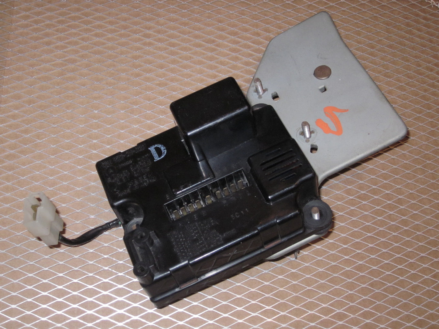 84 85 Mazda RX7 OEM Flasher Relay Unit Mounting Bracket