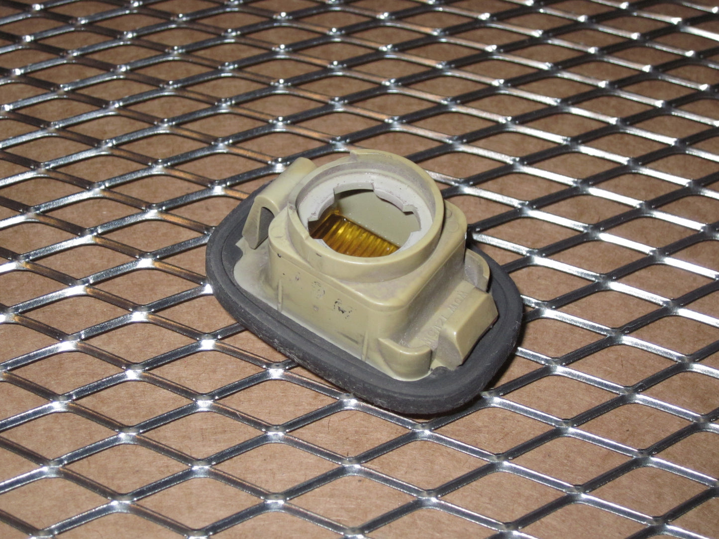 93 94 95 96 Toyota Supra Series 1 OEM Fender Side Marker Repeater Light Lamp