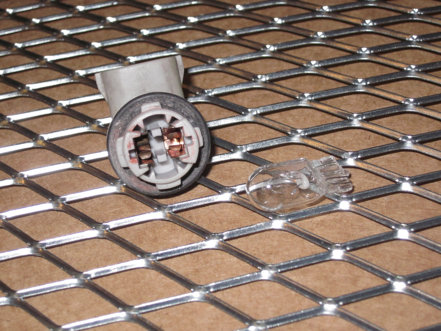 93 94 95 96 Toyota Supra OEM Fender Side Marker Repeater Light Bulb Socket