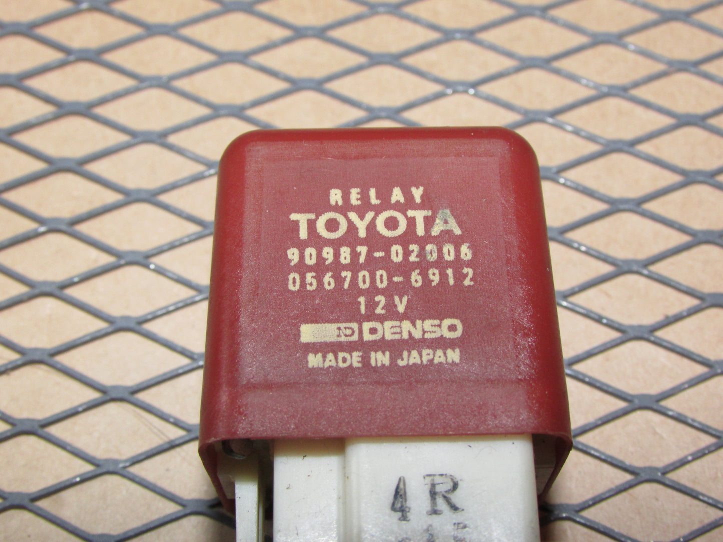 Toyota & Lexus Relay 90987-02006