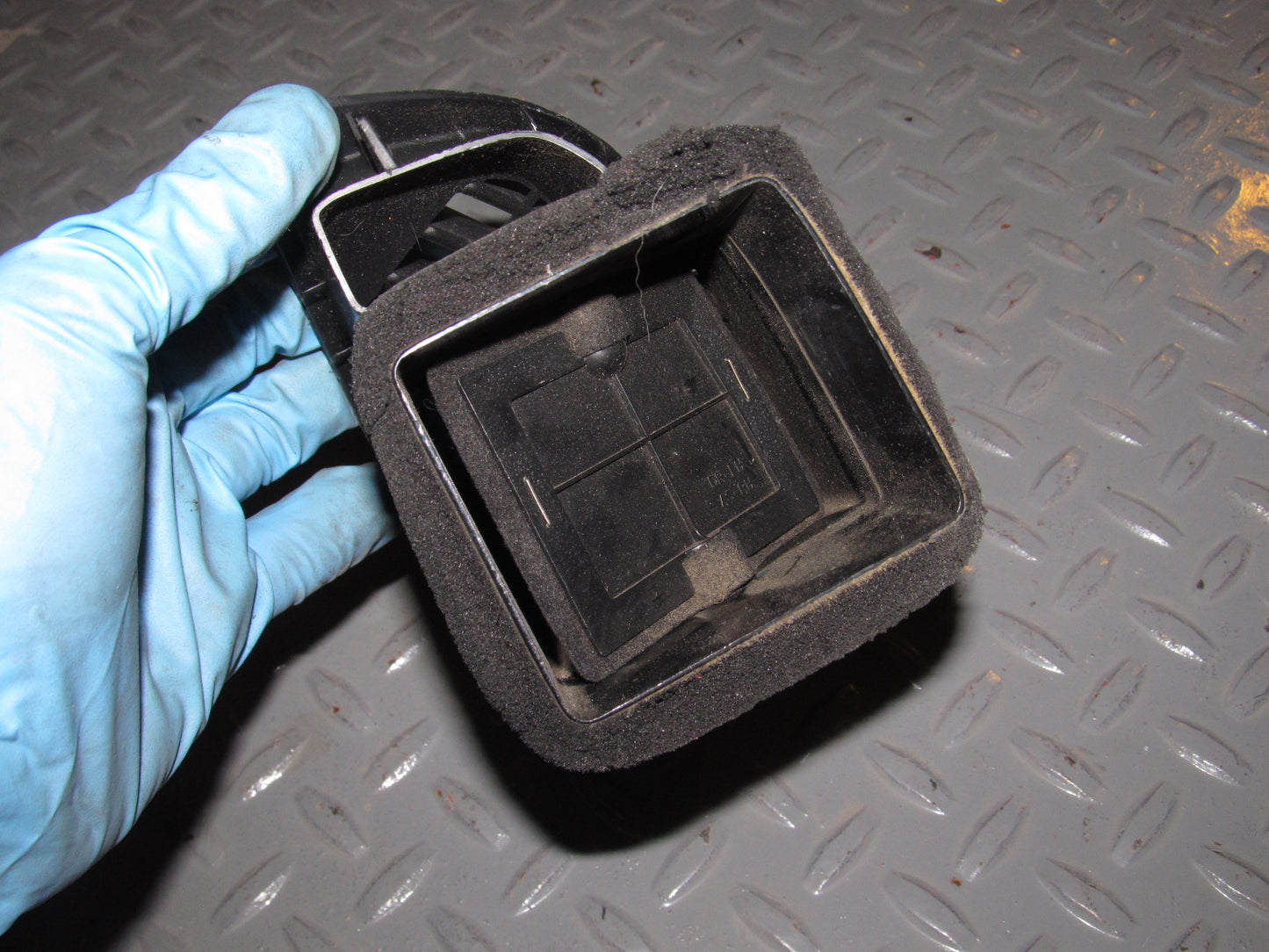 97 98 99 00 01 Honda Prelude OEM Dash A/C Heater Air Vent Louver - Left