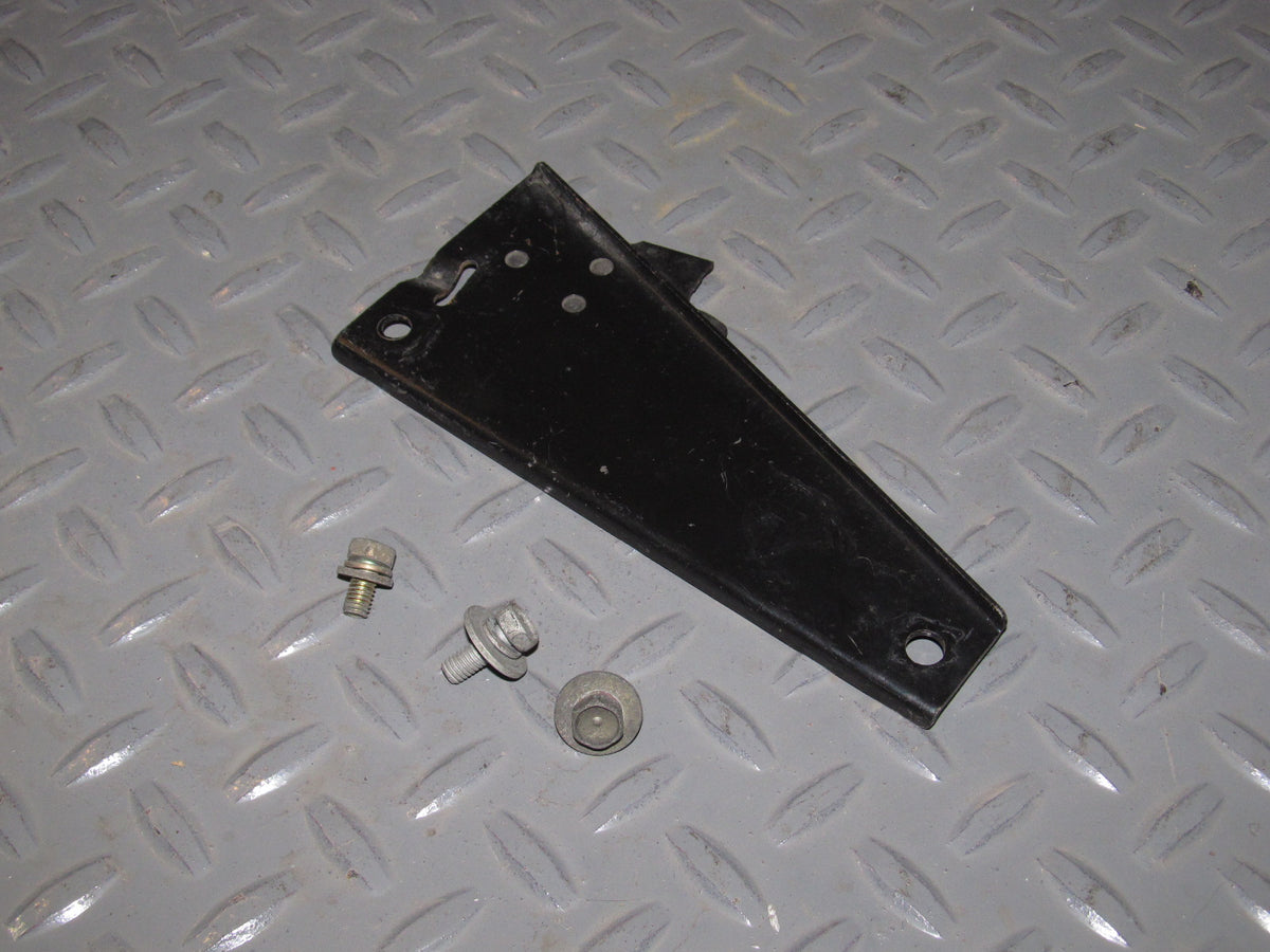 97 98 99 00 01 Honda Prelude OEM Engine Fuse Box Mounting Bracket