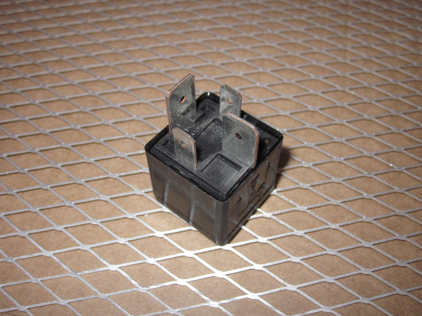Volvo Relay V23134-J52-X346 / 9441158