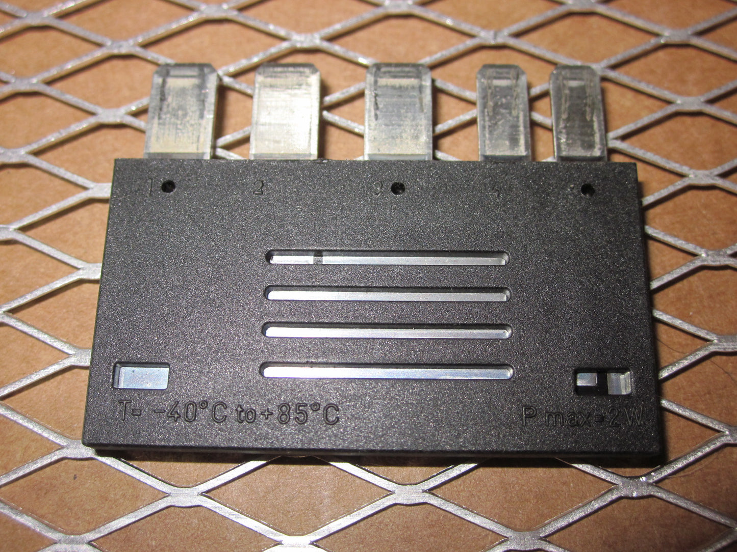 Volvo Resistor 9442190A / PA6 GF30