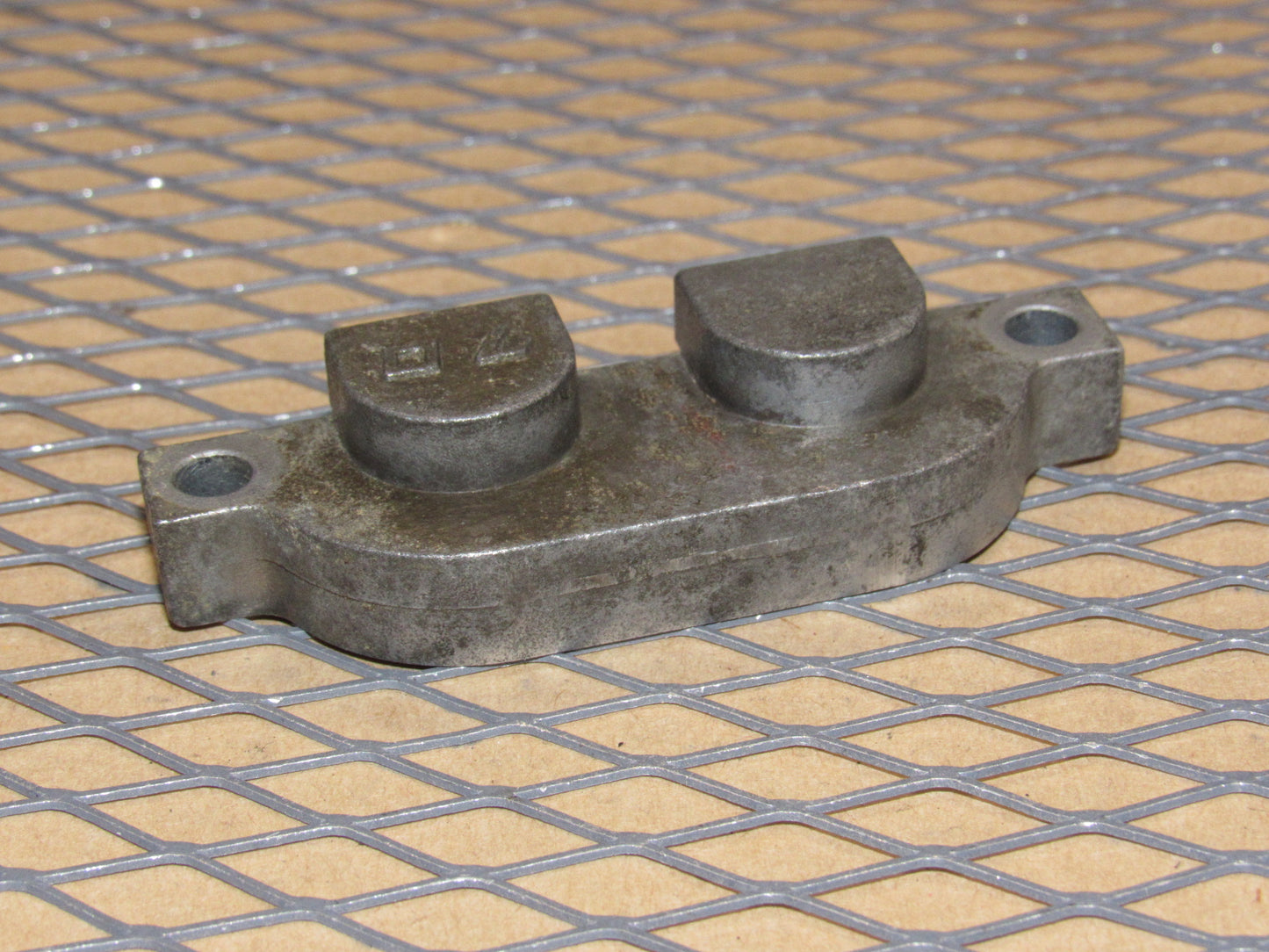 93 94 95 Mazda RX7 OEM Primary Fuel Rail Injectors Lock Cover Cap