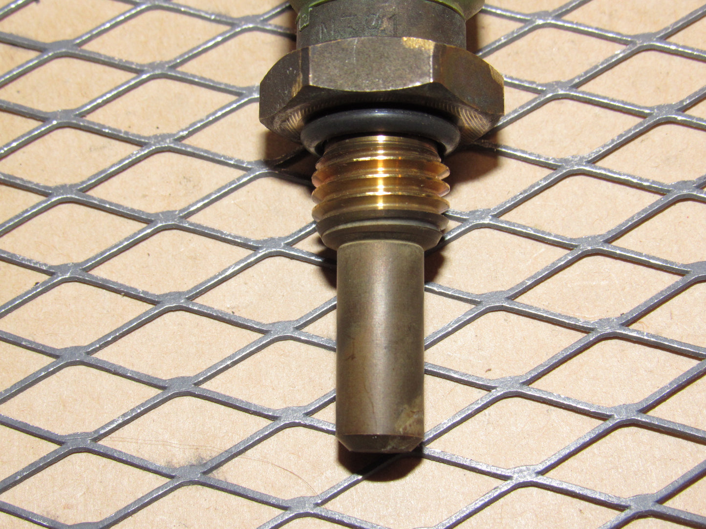 93 94 95 Mazda RX7 OEM Secondary Fuel Rail Fuel Temperature Sensor