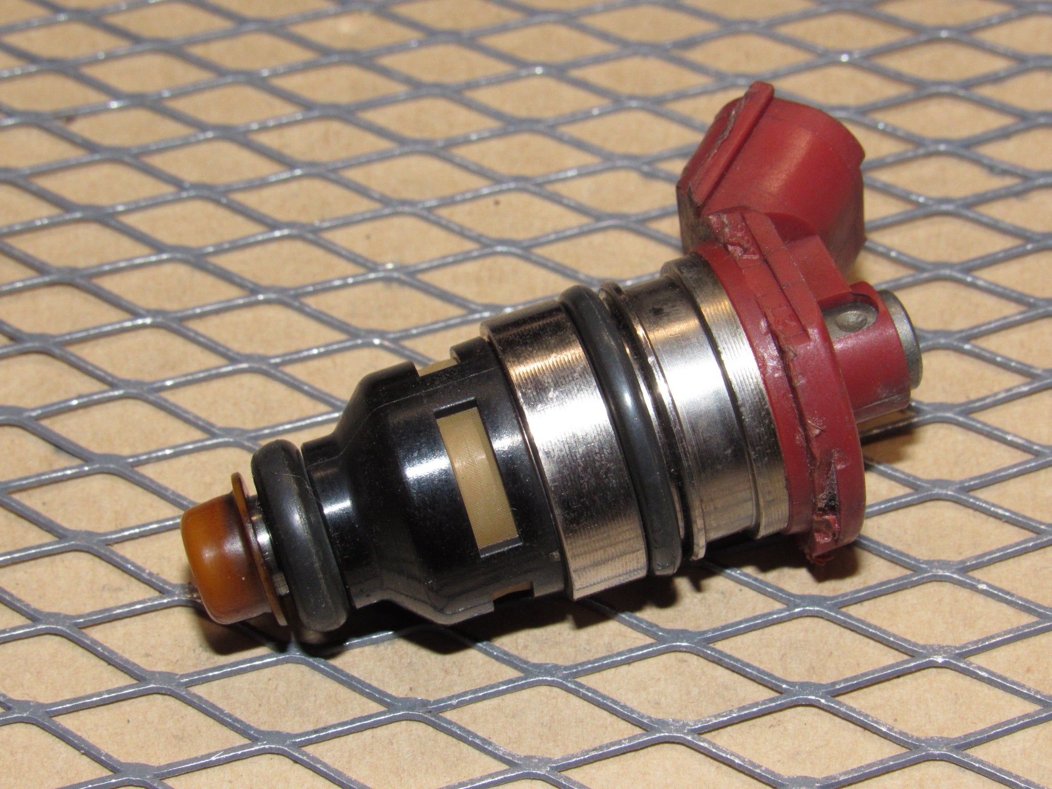 93 94 95 Mazda RX7 OEM Secondary Fuel Injector – Autopartone