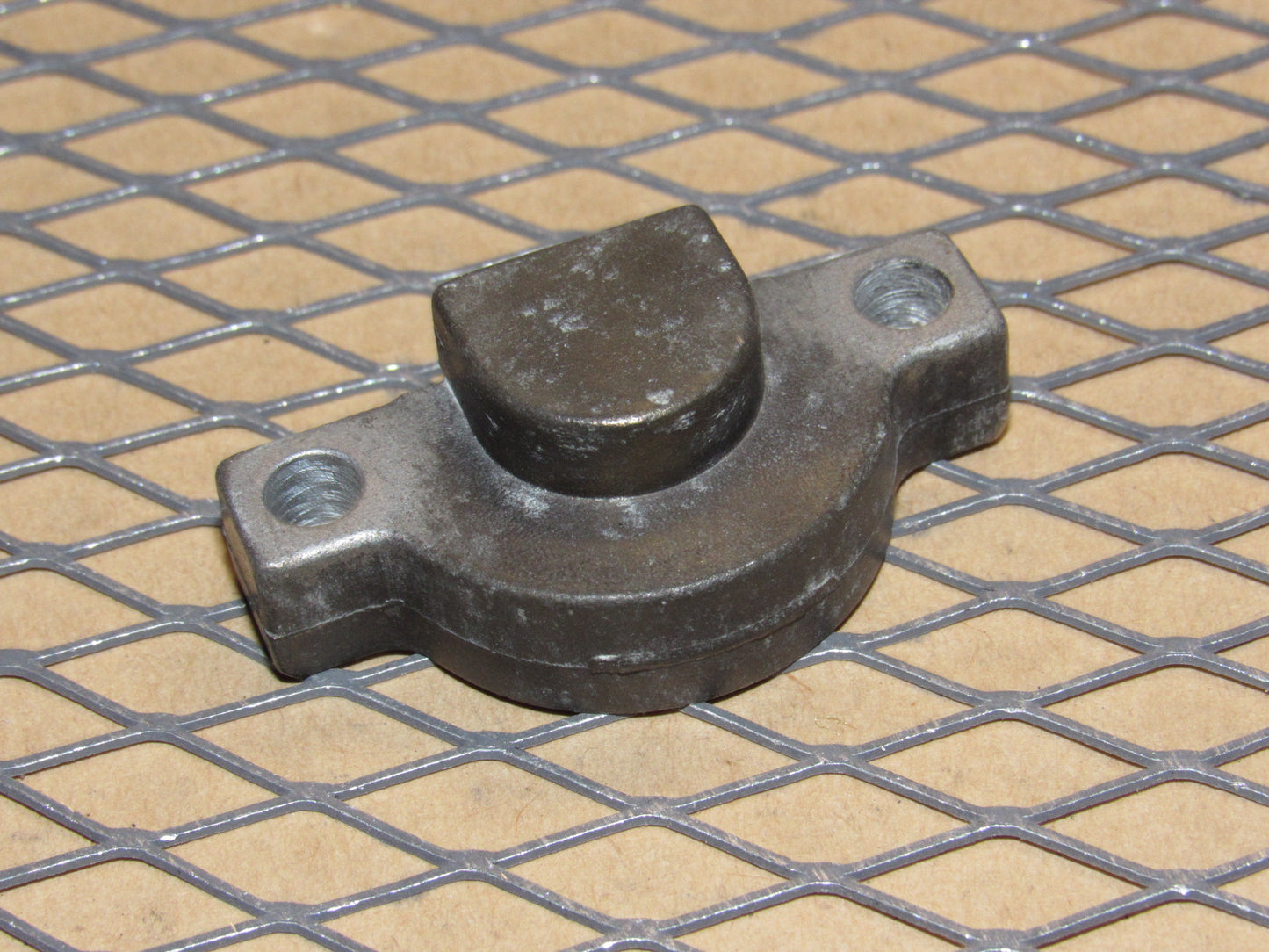 93 94 95 Mazda RX7 OEM Secondary Fuel Rail Injector Lock Cover Cap