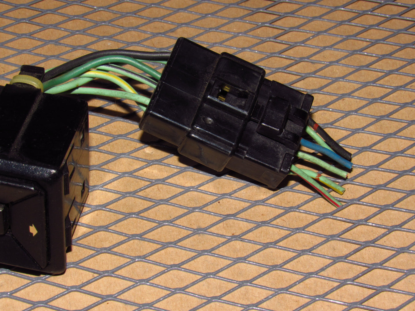 84-85 Mazda RX7 OEM Power Mirror Switch Pigtail Harness Connector