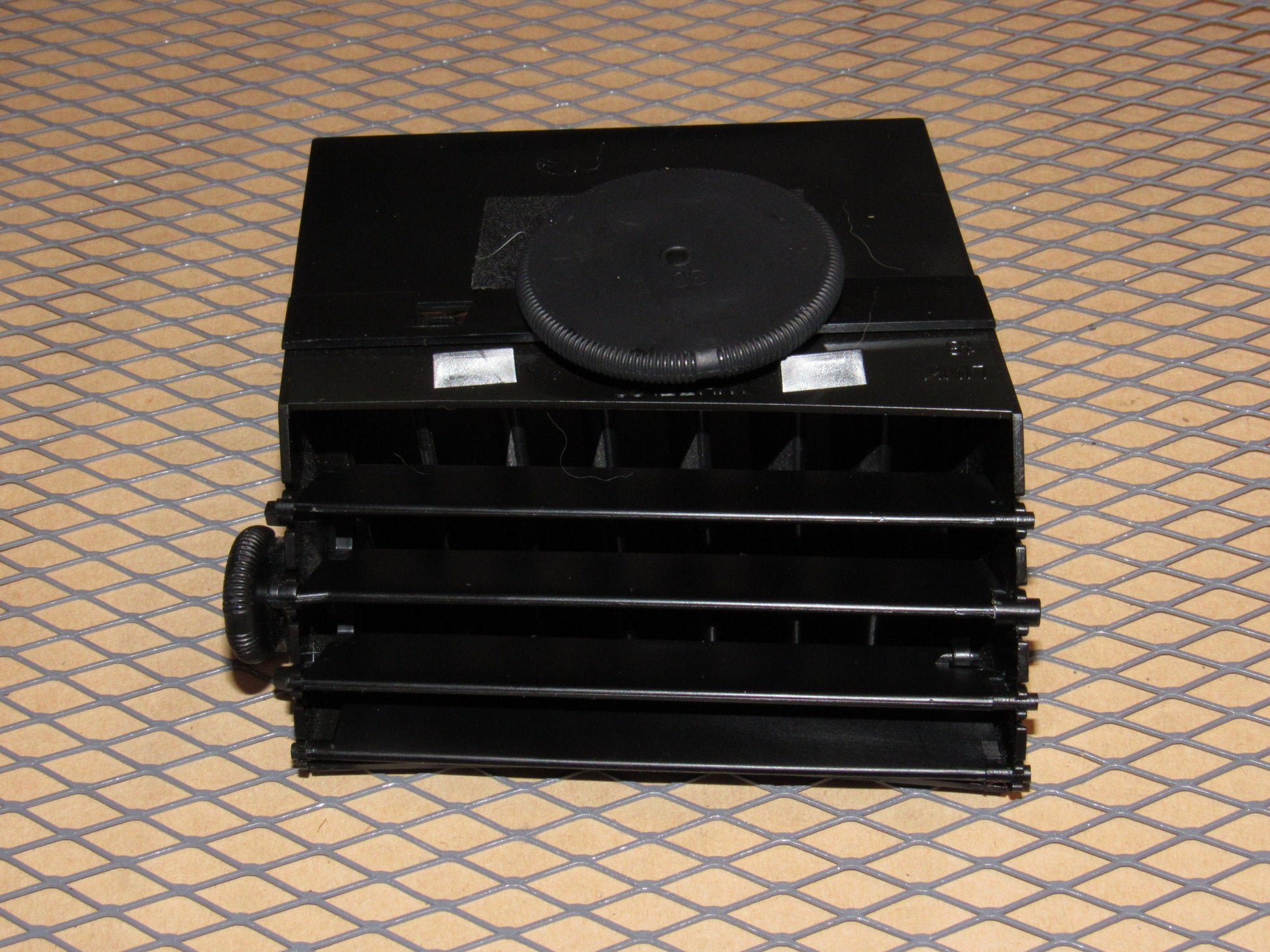 90 91 92 93 Chevrolet Corvette OEM Dash Air Vent Louver - Outer Right