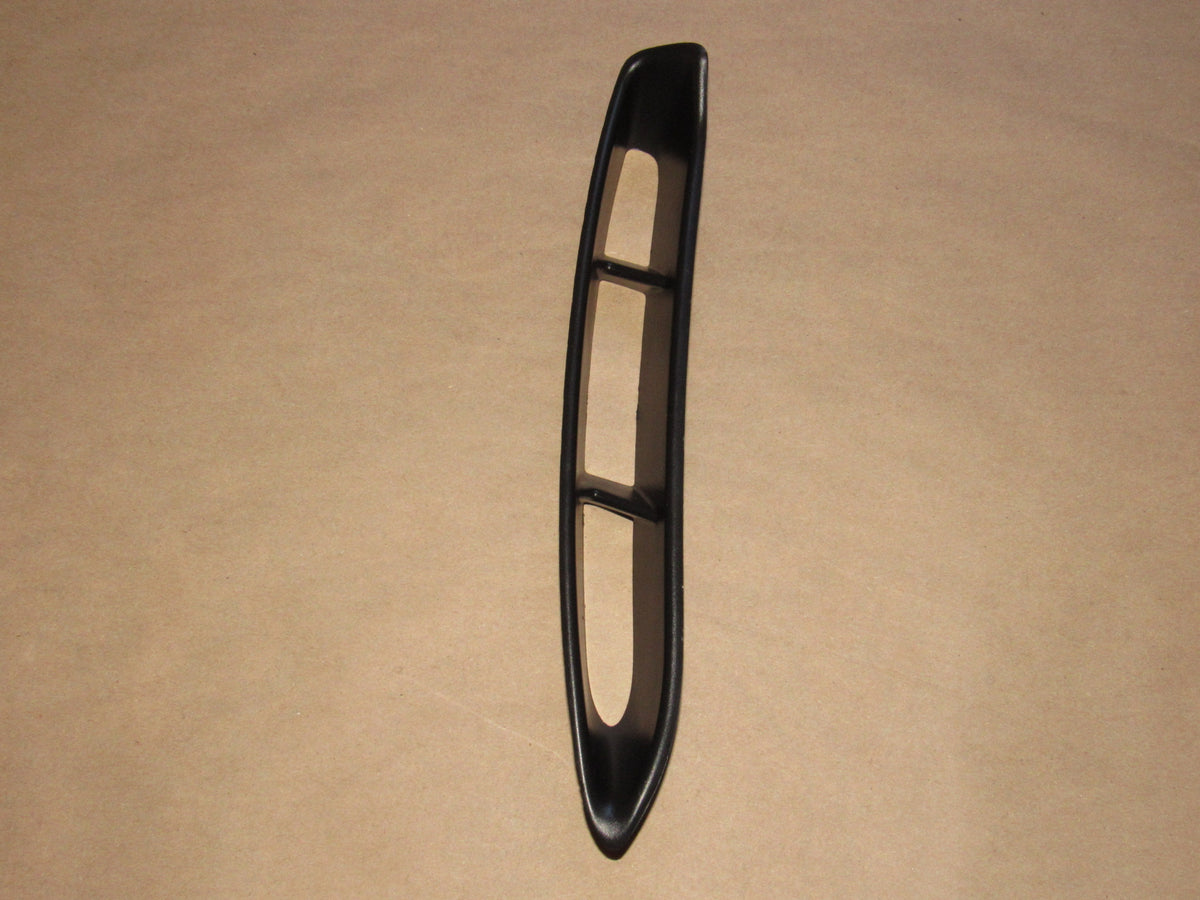 06-13 Chevrolet Corvette OEM Front Fender Air Vent - Left