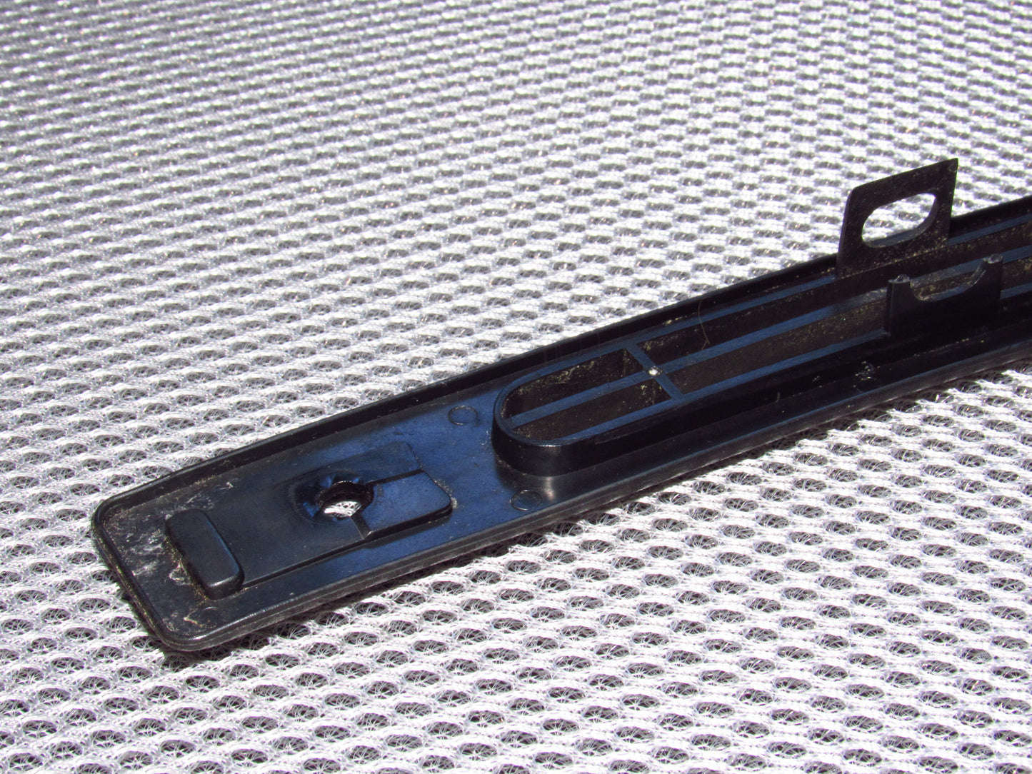 79-85 Mazda RX7 OEM Rear Exterior Air Vent - Left