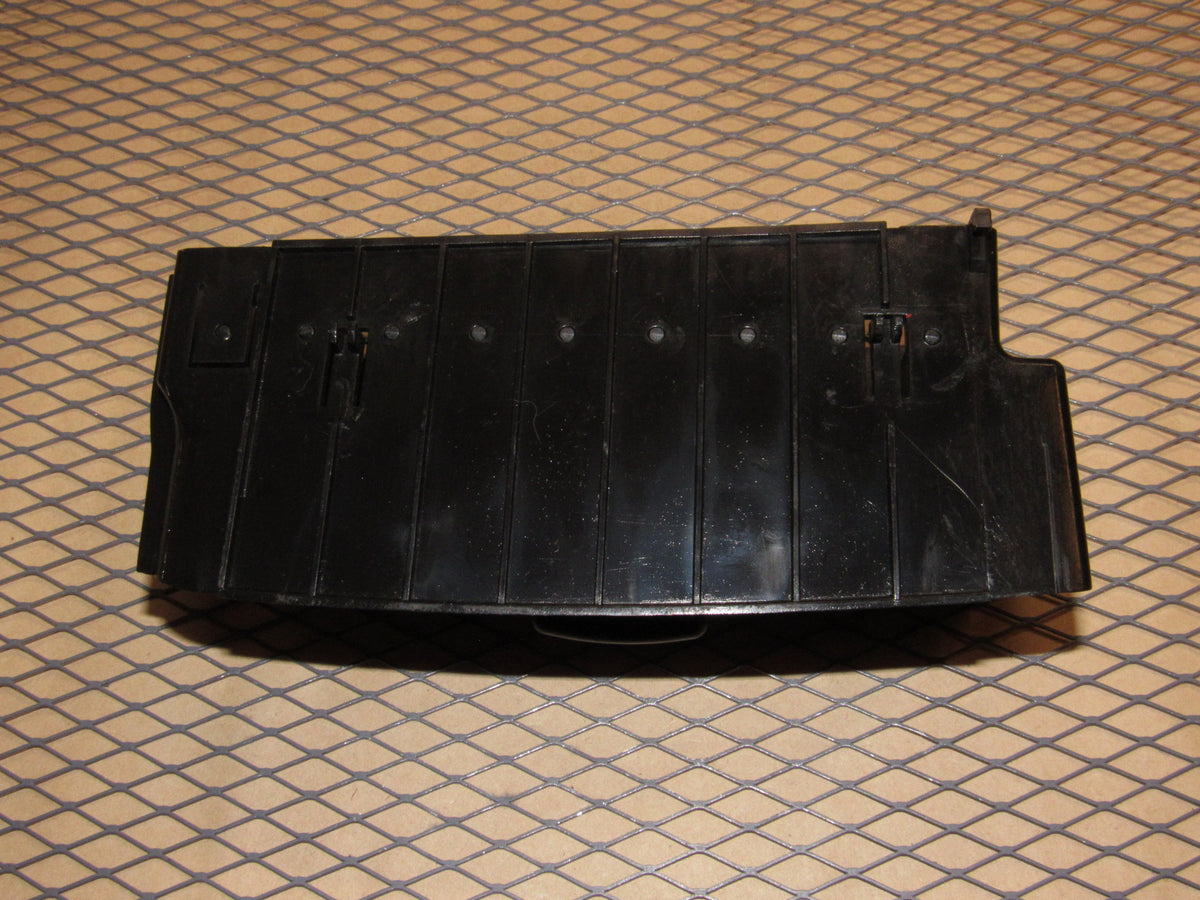 97 98 99 00 01 02 03 04 Chevrolet Corvette OEM Dash Center Air Vent Louver