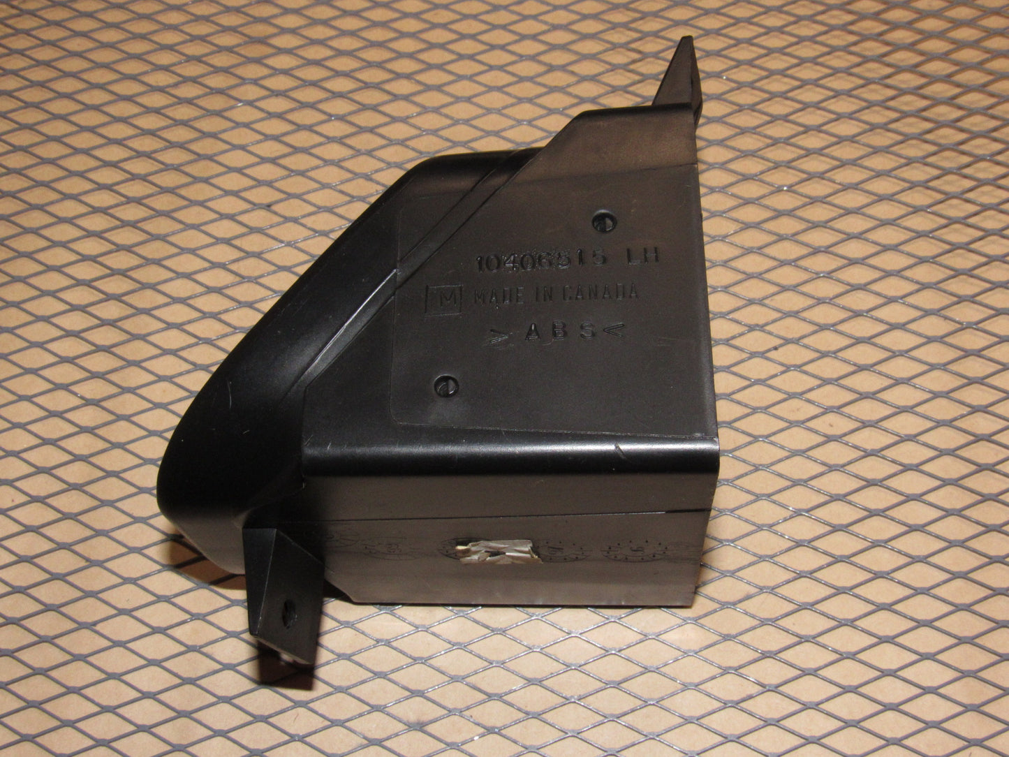 97 98 99 00 01 02 03 04 Chevrolet Corvette OEM Dash Air Vent Louver - Left