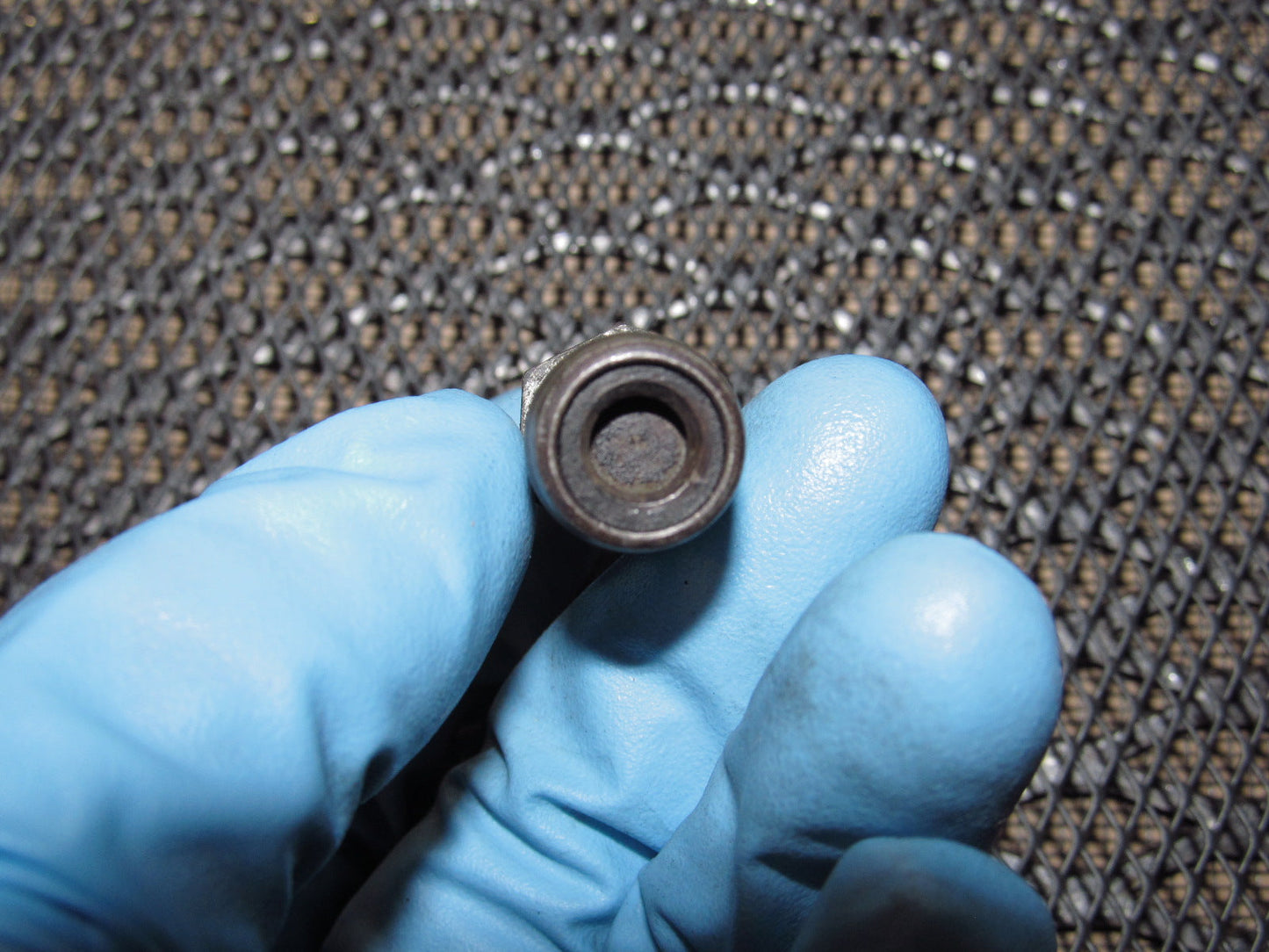 88 89 90 91 Honda CRX 1.5L OEM D15B2 PCV Check Valve