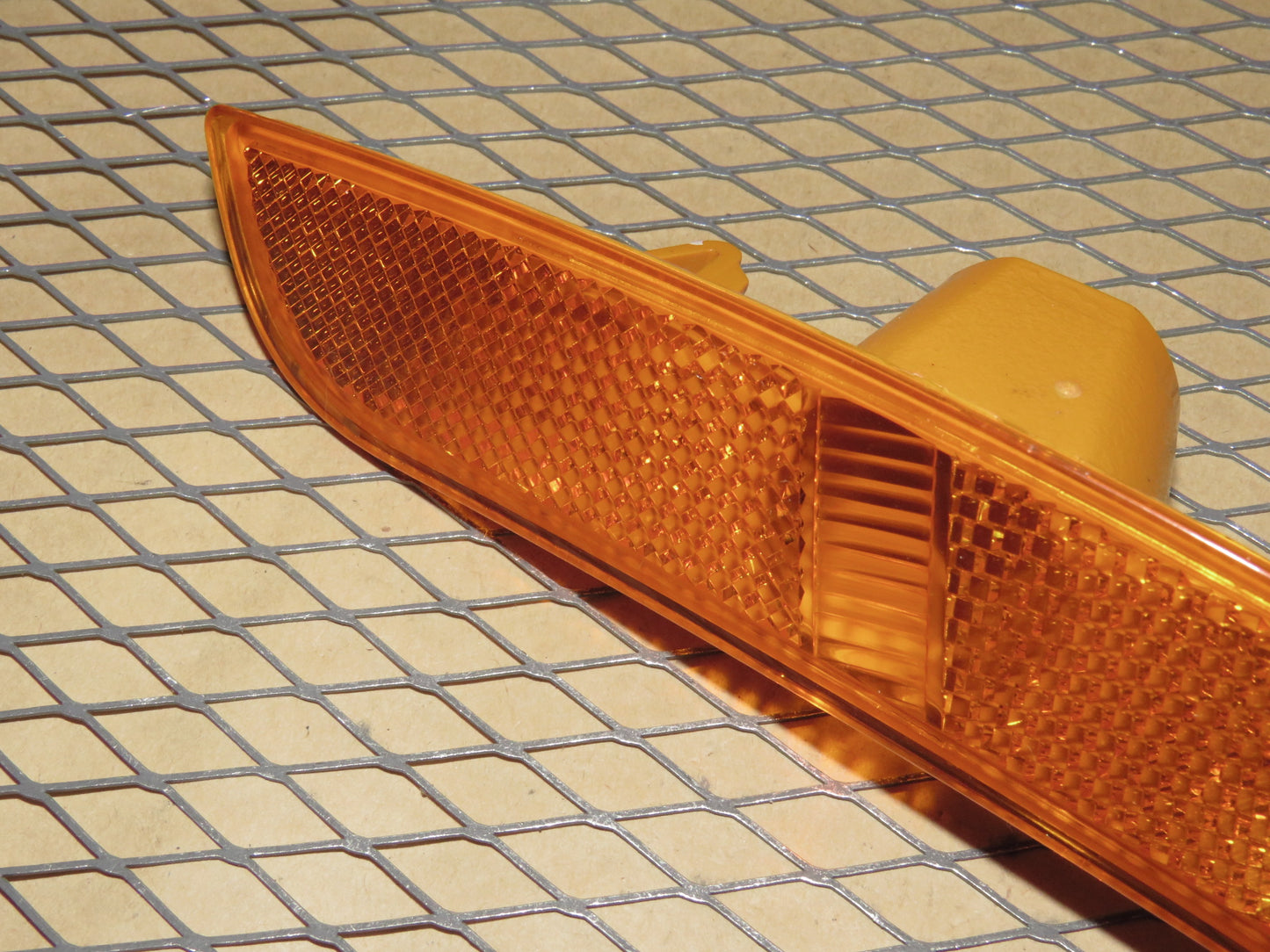16-23 Chevrolet Camaro OEM Front Side Marker Light Lamp - Left