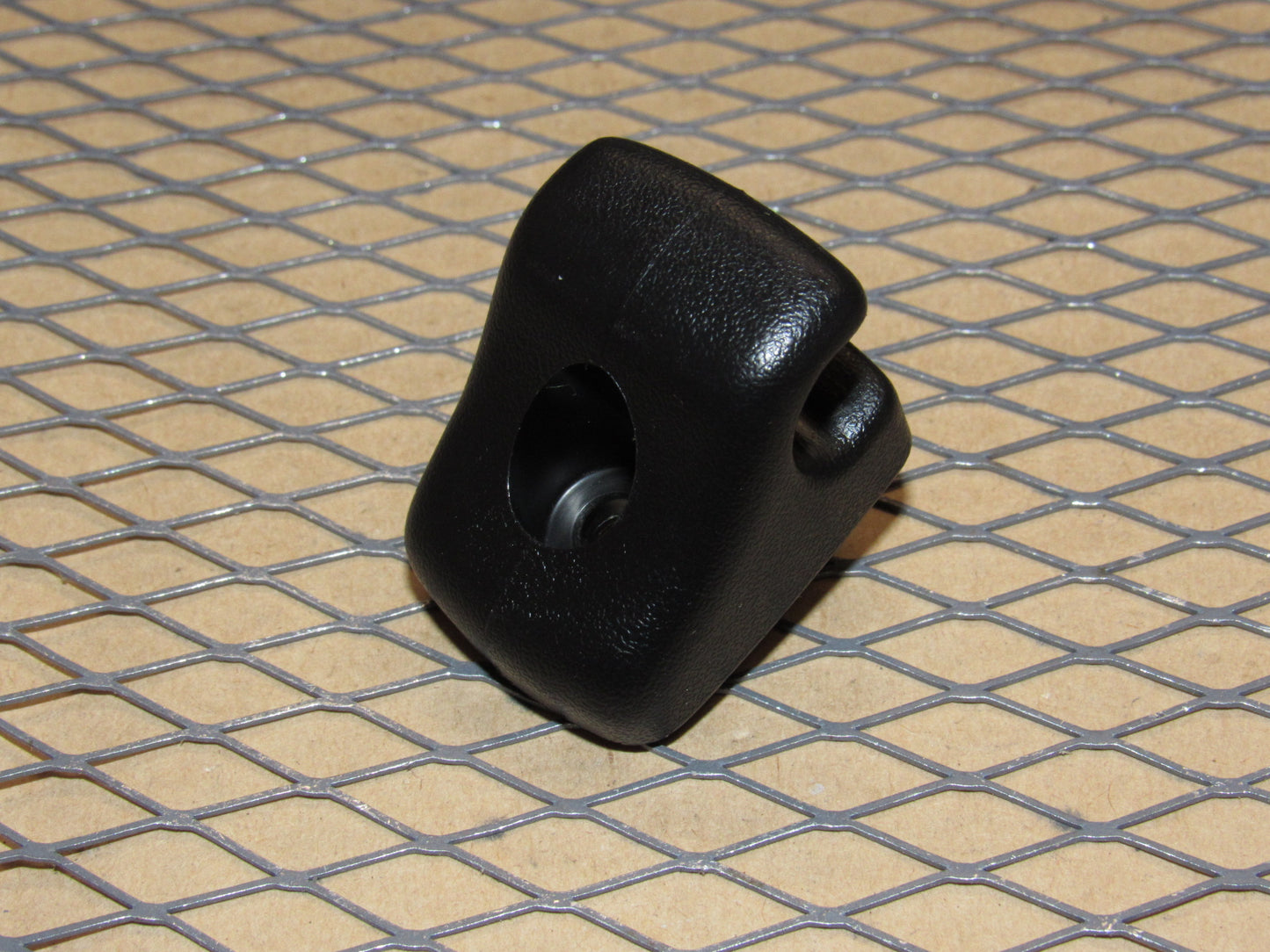 84 85 86 87 88 89 Nissan 300zx OEM Sun Visor Holder Lock Clip