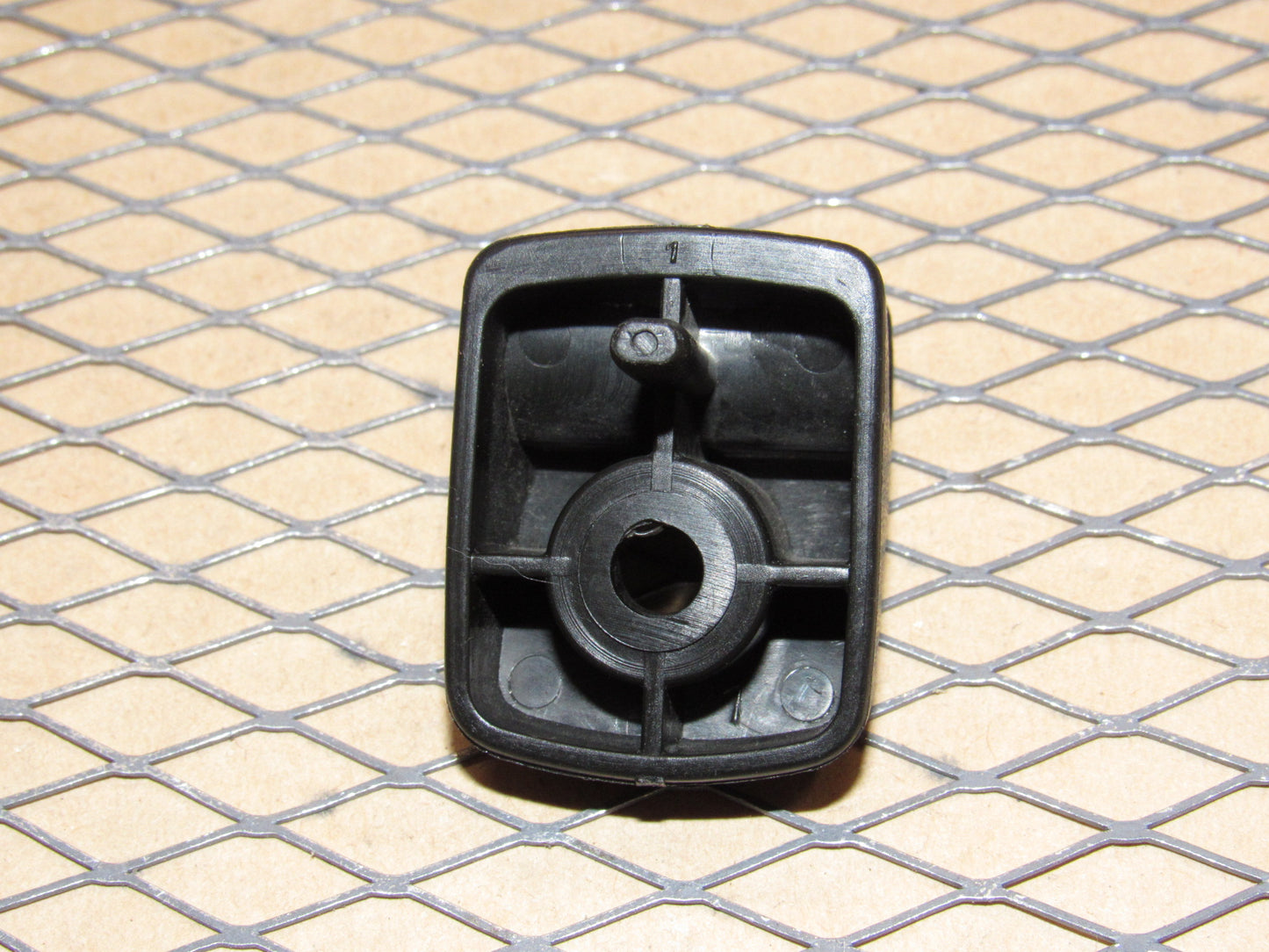 84 85 86 87 88 89 Nissan 300zx OEM Sun Visor Holder Lock Clip