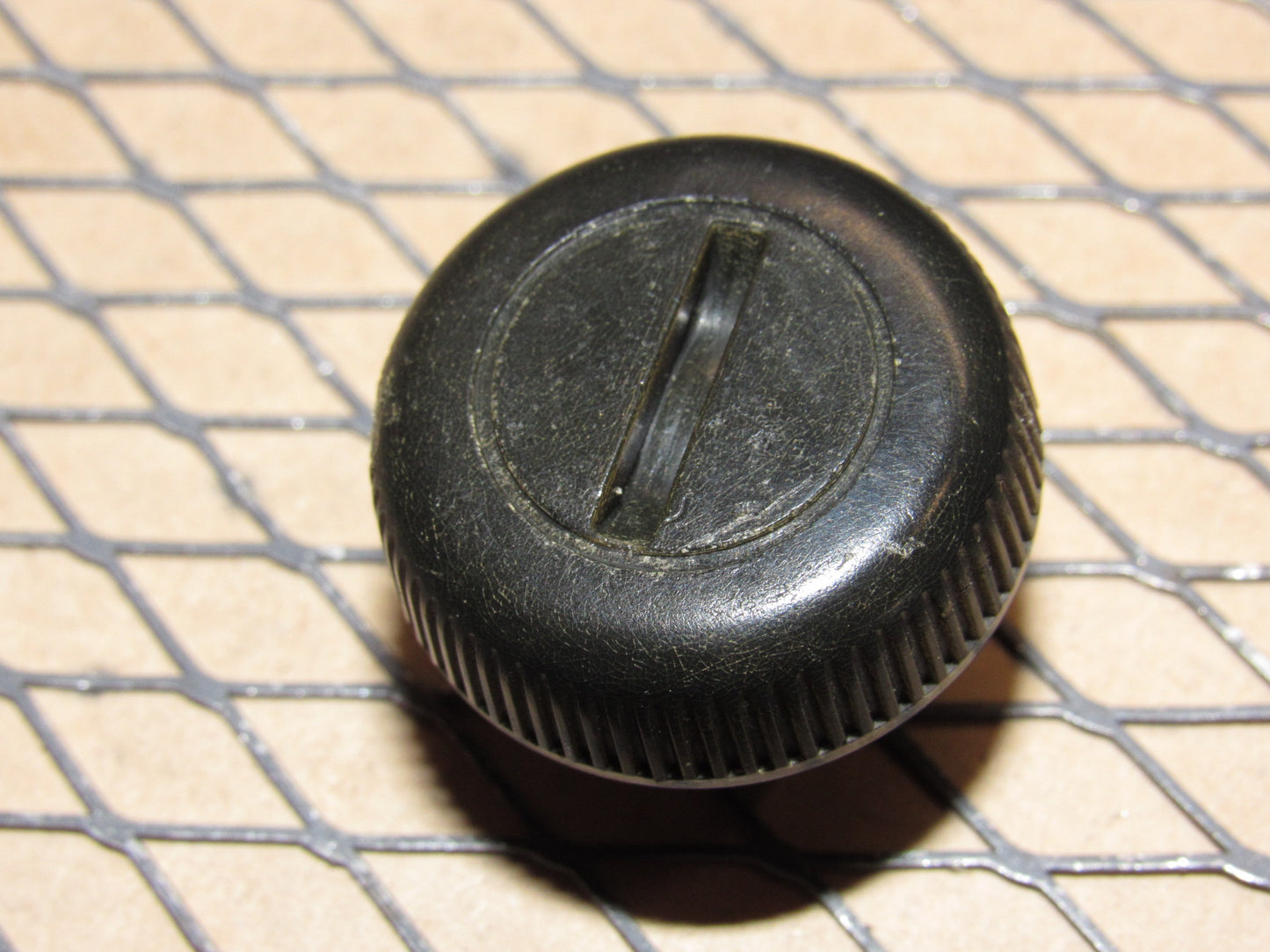 84 85 86 87 88 89 Nissan 300zx OEM T-Top Shade Cover Lock Knob