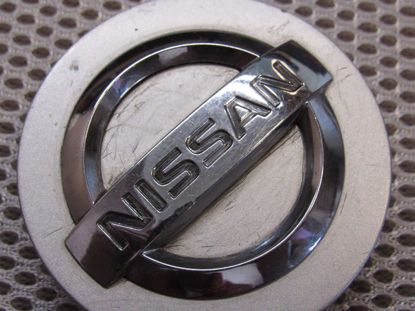02 03 04 05 06 Nissan Altima OEM Wheel Center Cap