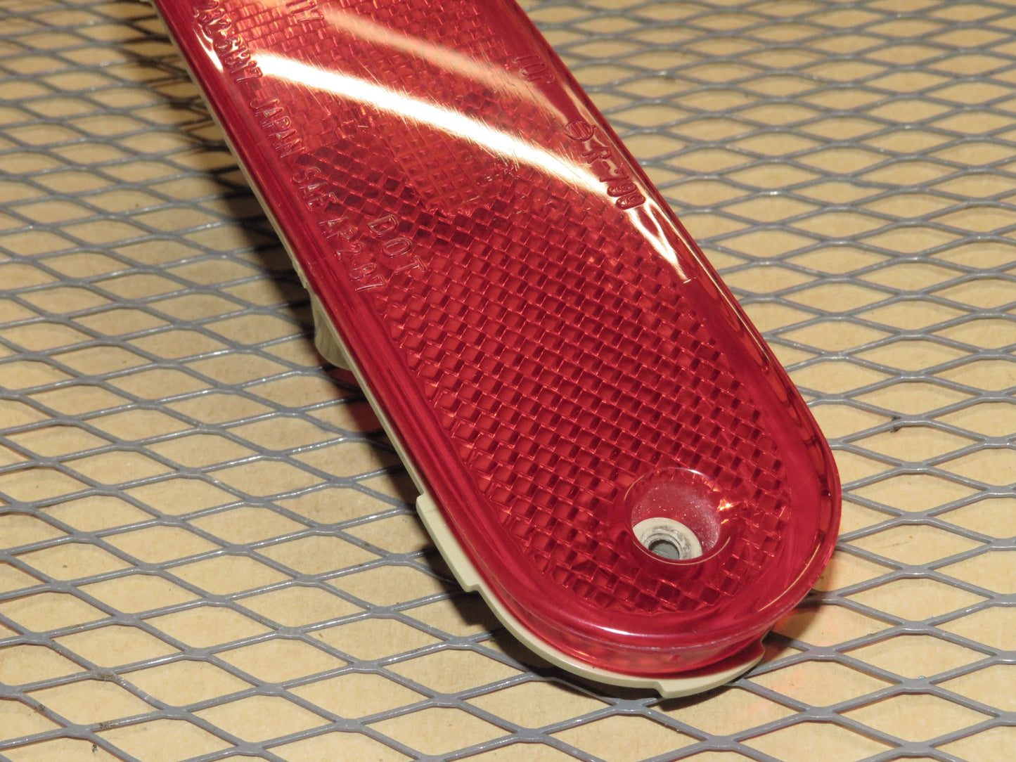 90 91 92 93 94 95 96 97 Mazda Miata OEM Rear Side Marker Light Lamp - Left