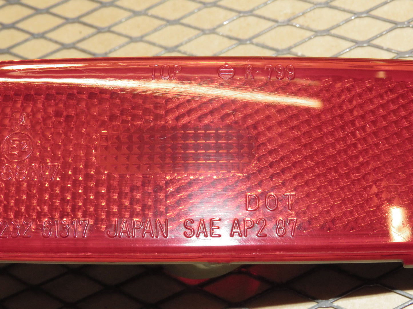 90 91 92 93 94 95 96 97 Mazda Miata OEM Rear Side Marker Light Lamp - Left