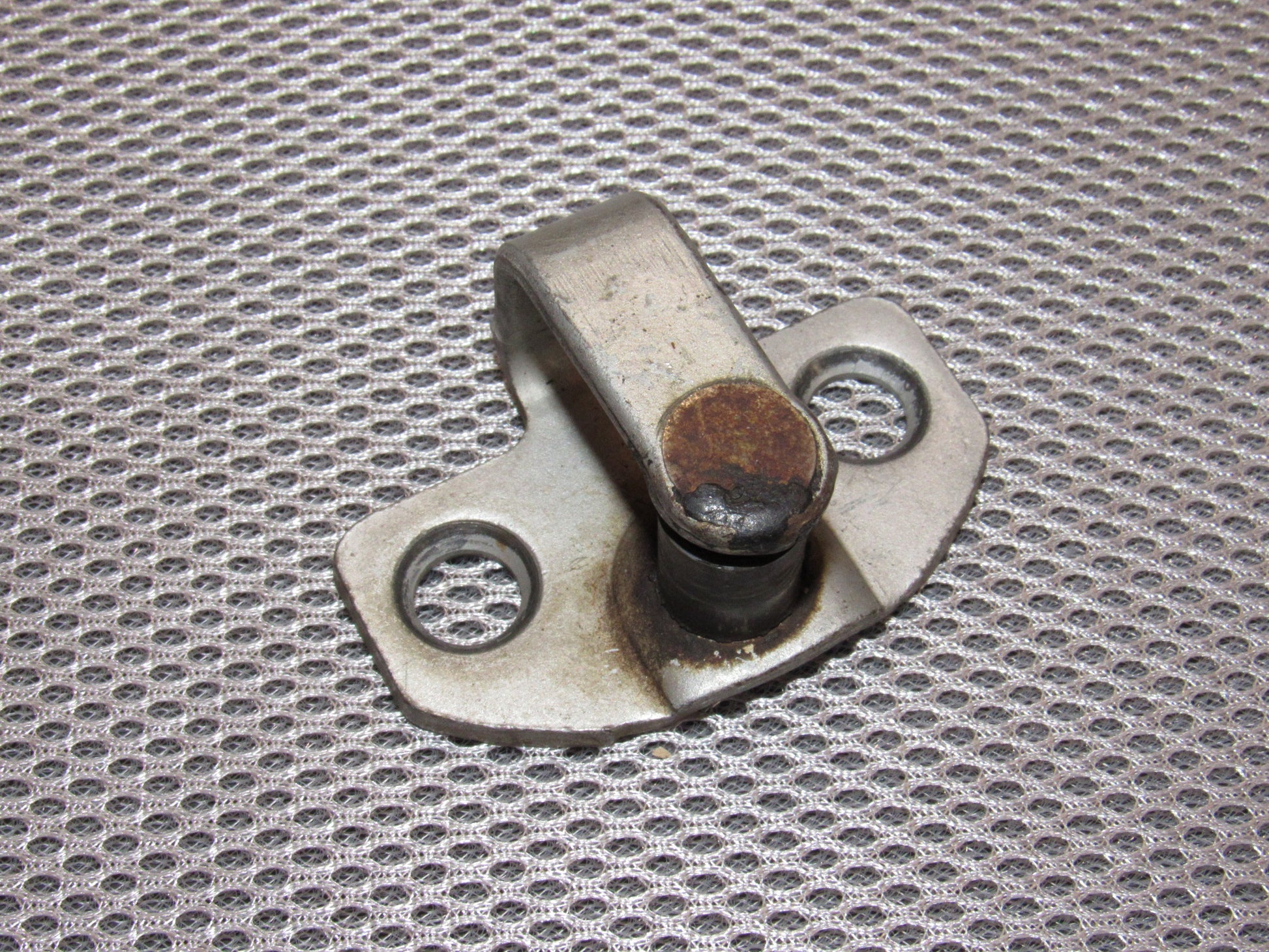 84 85 86 87 88 89 Nissan 300zx OEM Door Latch Striker