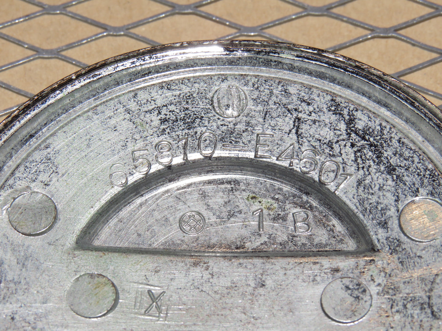 70 71 72 73 Datsun 240z OEM Front Hood Nose Emblem Badge