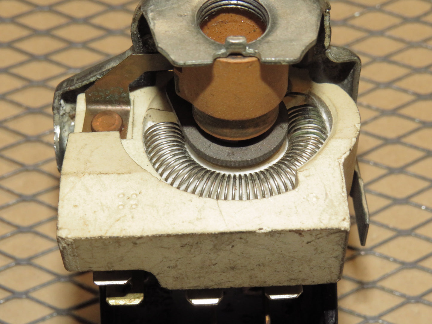 81 82 83 84 85 86 87 88 Chevrolet Monte Carlo OEM Headlight Switch