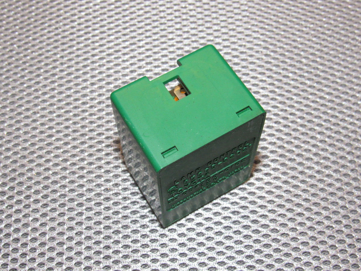 82 83 84 85 Toyota Supra OEM Lamp Control Unit Module 85965-22021