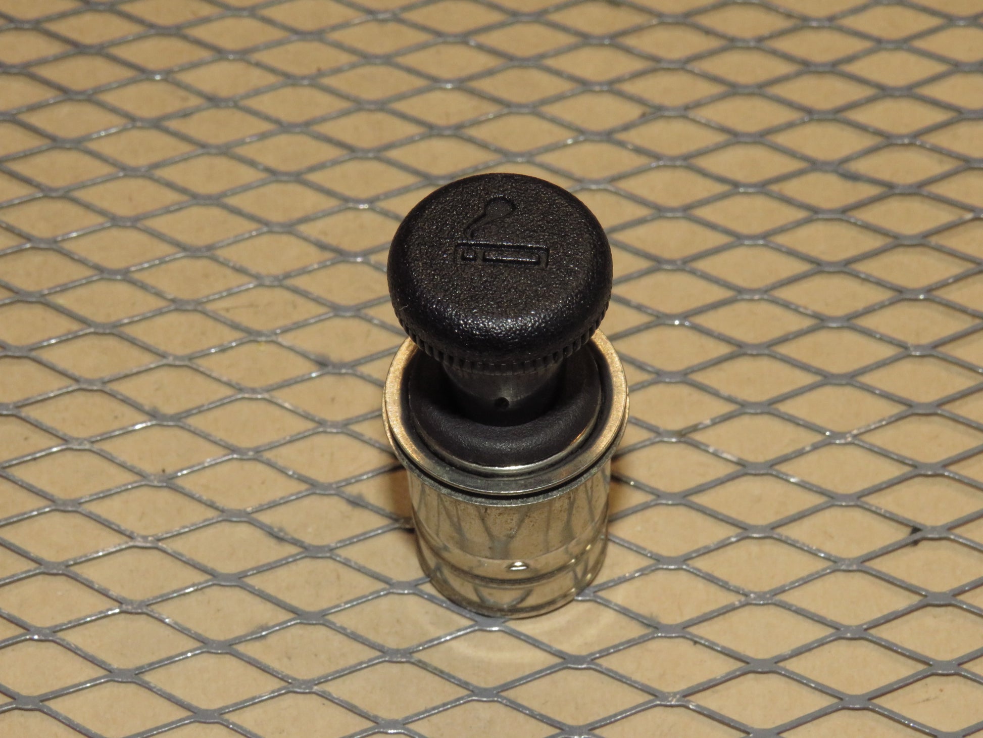 86 87 88 Chevrolet Monte Carlo OEM 12v 12 Volt Lighter
