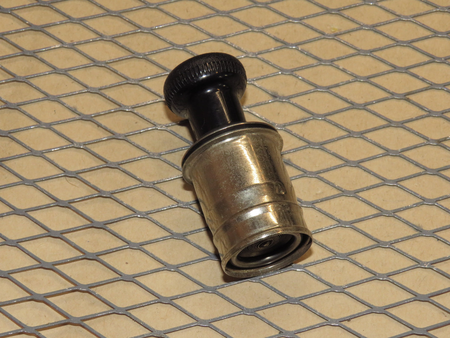86 87 88 Chevrolet Monte Carlo OEM 12v 12 Volt Lighter