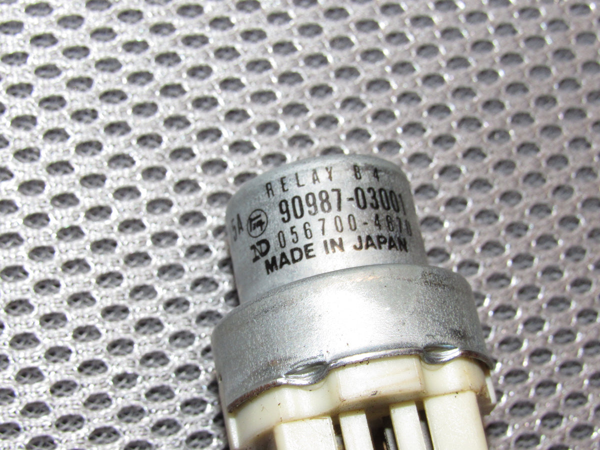 82 83 84 85 Toyota Supra OEM Relay 90987-03001