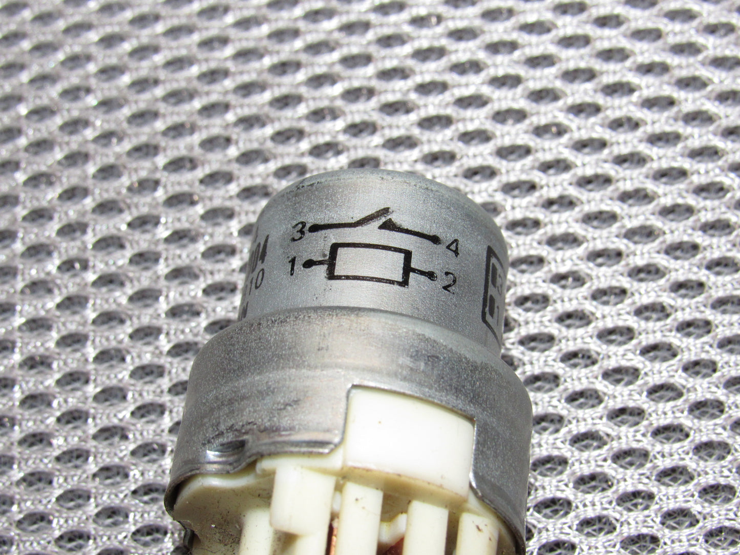 82 83 84 85 Toyota Supra OEM Relay 90987-02004
