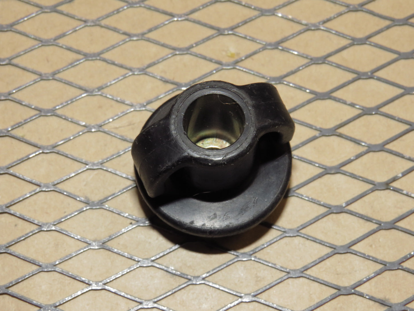 97 98 99 00 01 02 03 04 Chevrolet Corvette OEM Trunk Cargo Net Lock Retainer Mount